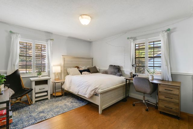 899 NE Juniper Place, Jensen Beach, FL 34957