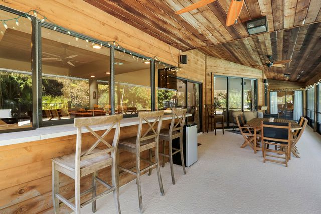 899 NE Juniper Place, Jensen Beach, FL 34957