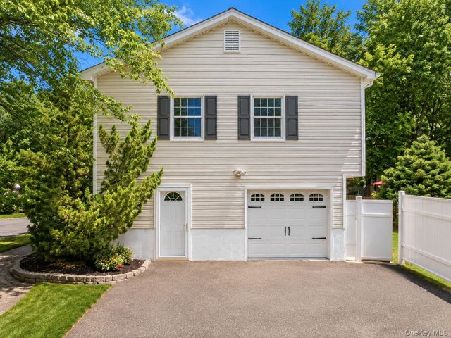 111 Ludvigh Road, Bardonia, NY 10954