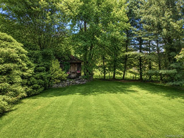 111 Ludvigh Road, Bardonia, NY 10954