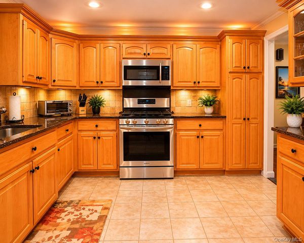 111 Ludvigh Road, Bardonia, NY 10954