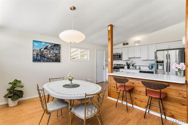 1410 Fournier Drive, St Louis, MO 63126