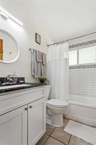 1410 Fournier Drive, St Louis, MO 63126