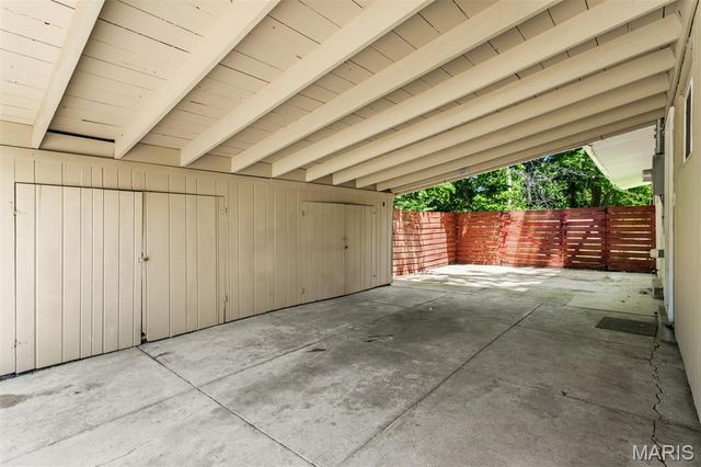 1410 Fournier Drive, St Louis, MO 63126