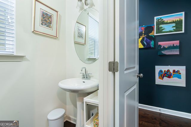 852 Regal Lane SW, Atlanta, GA 30331