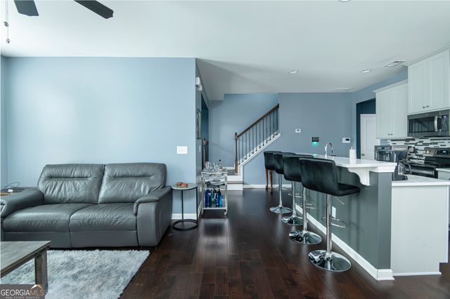 852 Regal Lane SW, Atlanta, GA 30331