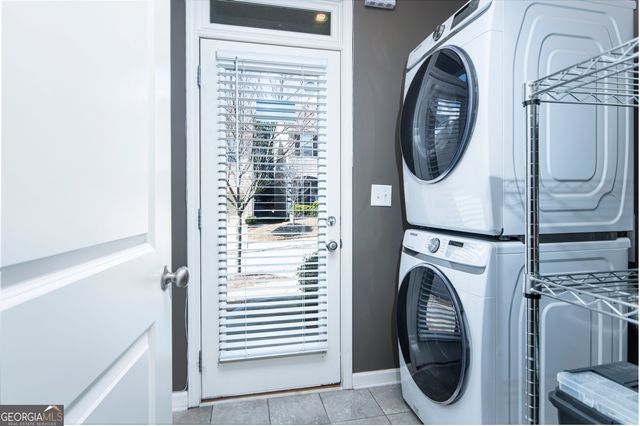 852 Regal Lane SW, Atlanta, GA 30331