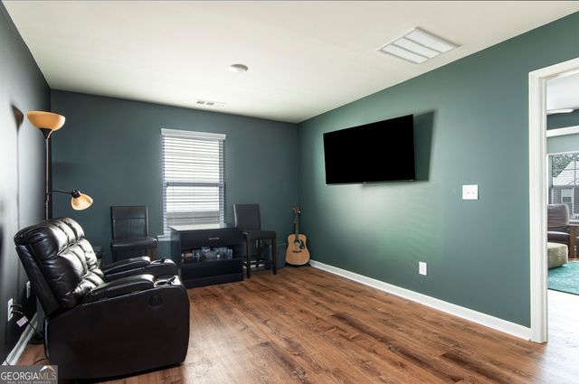 852 Regal Lane SW, Atlanta, GA 30331