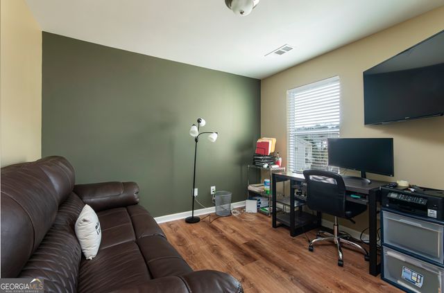 852 Regal Lane SW, Atlanta, GA 30331