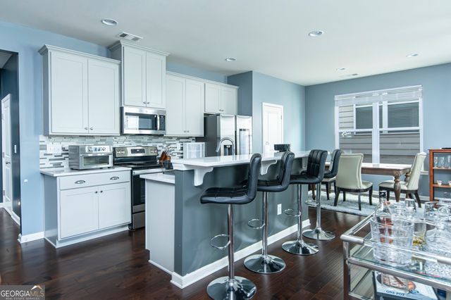 852 Regal Lane SW, Atlanta, GA 30331