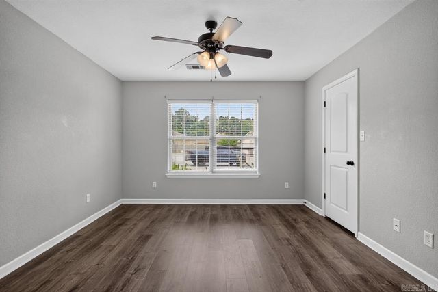 14107 Magnolia Glen Drive, Alexander, AR 72002