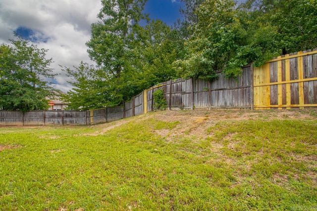 14107 Magnolia Glen Drive, Alexander, AR 72002