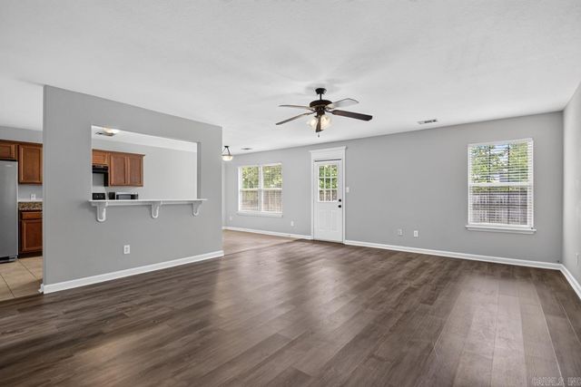 14107 Magnolia Glen Drive, Alexander, AR 72002