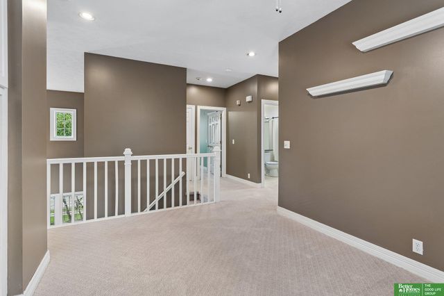 1821 S 171 Court, Omaha, NE 68130