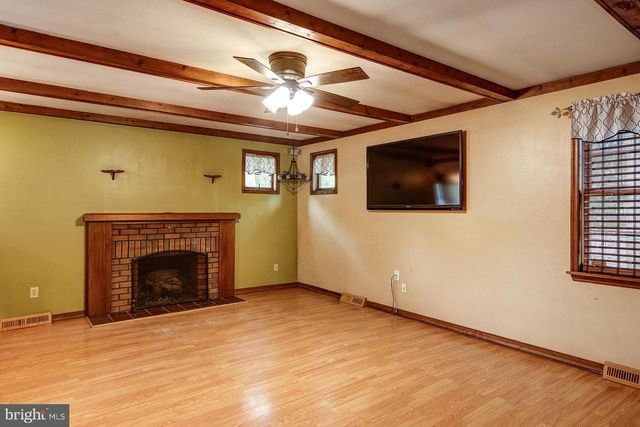 105 CRESCENT BLVD, Millville, NJ 08332