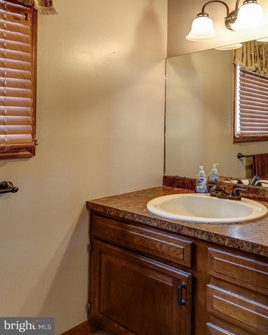 105 CRESCENT BLVD, Millville, NJ 08332