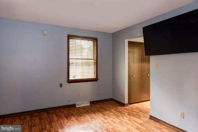 105 CRESCENT BLVD, Millville, NJ 08332
