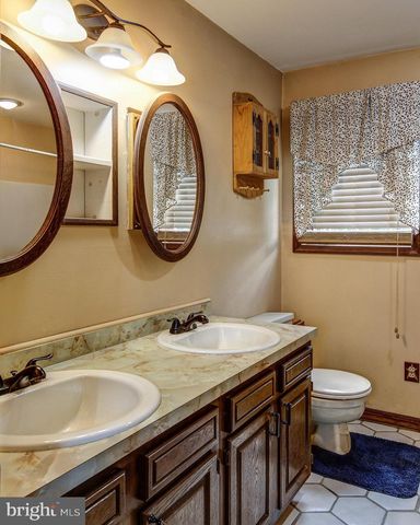 105 CRESCENT BLVD, Millville, NJ 08332