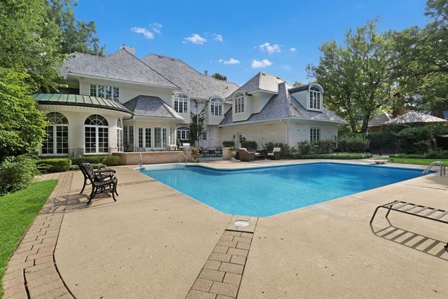 1220 Lake Street, Libertyville, IL 60048