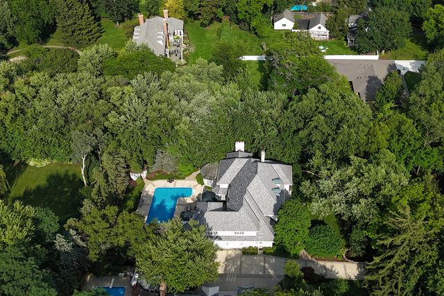 1220 Lake Street, Libertyville, IL 60048