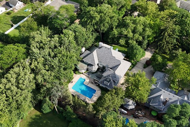 1220 Lake Street, Libertyville, IL 60048
