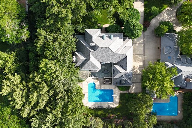 1220 Lake Street, Libertyville, IL 60048