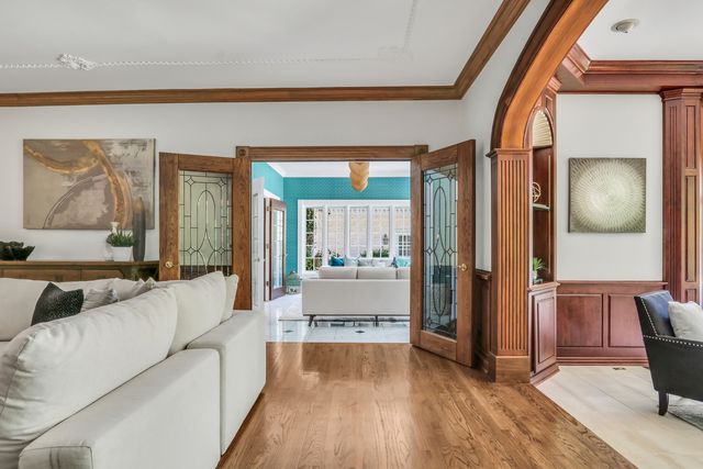 1220 Lake Street, Libertyville, IL 60048
