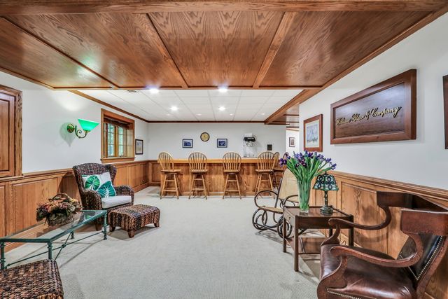 1220 Lake Street, Libertyville, IL 60048