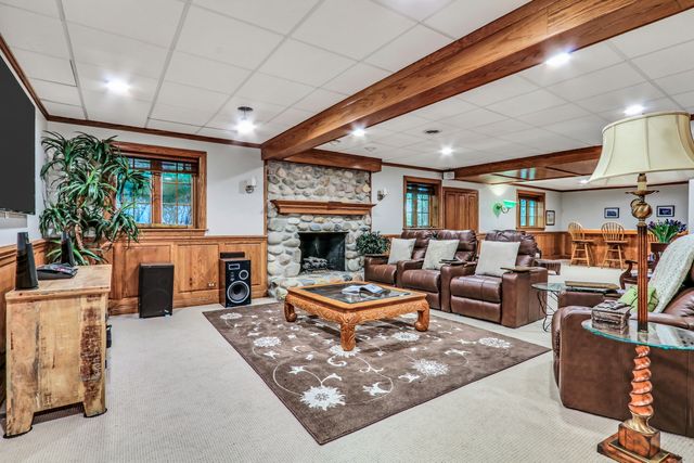 1220 Lake Street, Libertyville, IL 60048
