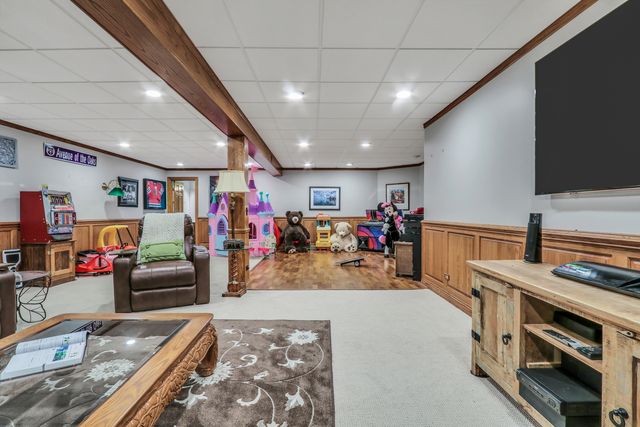 1220 Lake Street, Libertyville, IL 60048