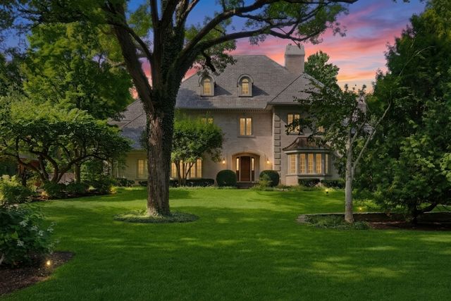 1220 Lake Street, Libertyville, IL 60048