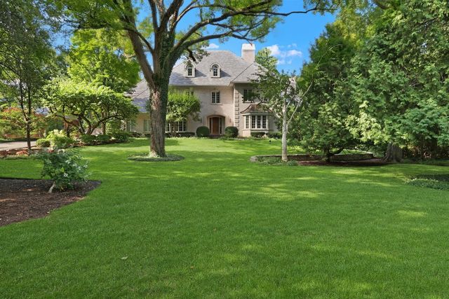 1220 Lake Street, Libertyville, IL 60048