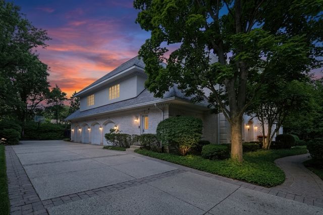 1220 Lake Street, Libertyville, IL 60048