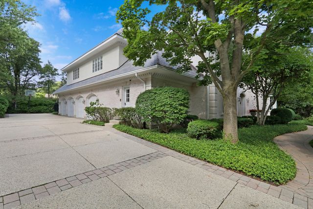 1220 Lake Street, Libertyville, IL 60048