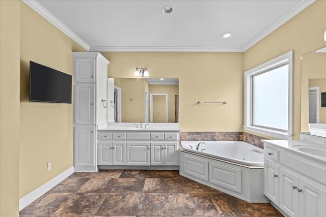 312 Cotton Ridge Lane, Dothan, AL 36301