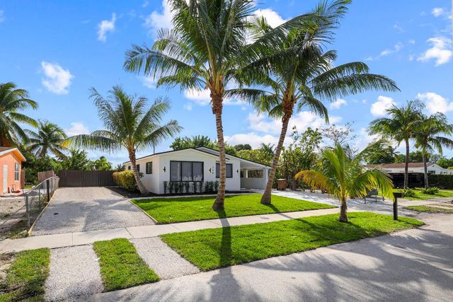 740 NE 43 Court, Deerfield Beach, FL 33064