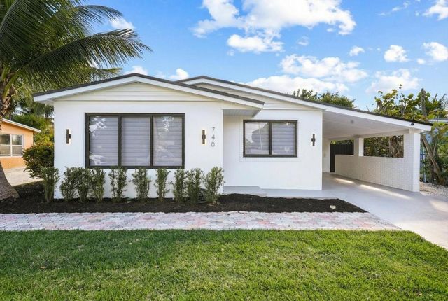 740 NE 43 Court, Deerfield Beach, FL 33064