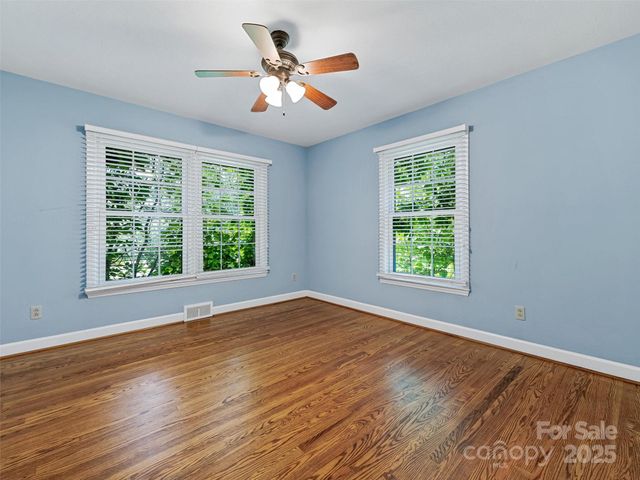 21 Parker Cove Road, Weaverville, NC 28787