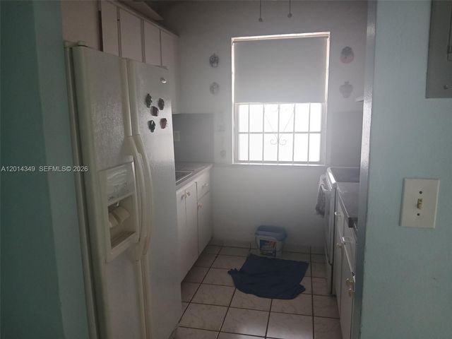 1154 W 35th St 221, Hialeah, FL 33012