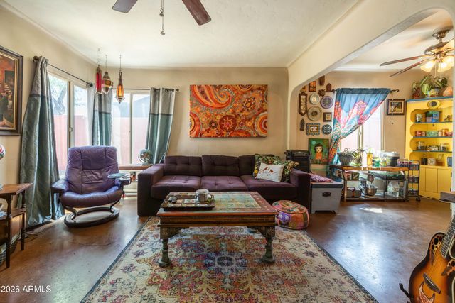 1329 E Hubbell Street, Phoenix, AZ 85006