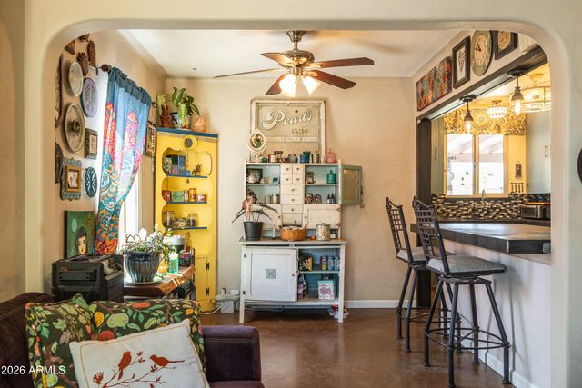 1329 E Hubbell Street, Phoenix, AZ 85006