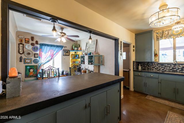 1329 E Hubbell Street, Phoenix, AZ 85006