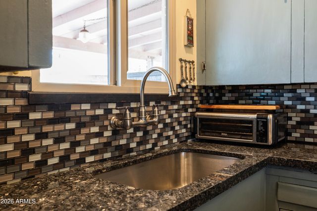 1329 E Hubbell Street, Phoenix, AZ 85006