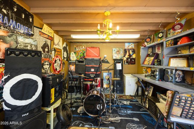 1329 E Hubbell Street, Phoenix, AZ 85006