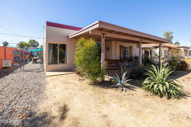 1329 E Hubbell Street, Phoenix, AZ 85006