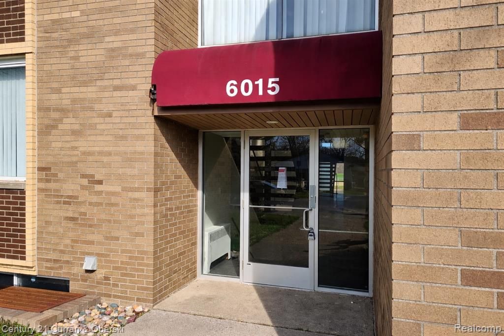 6015 Southfield Road 8, Detroit, MI 48228