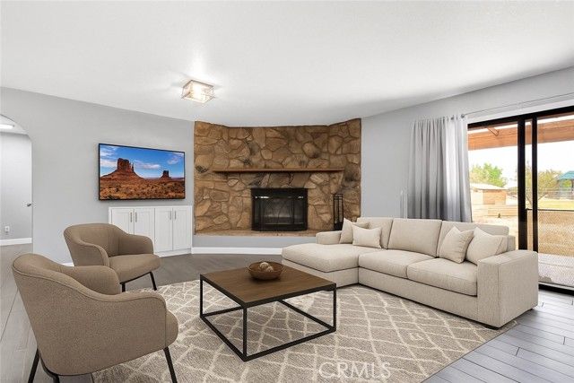 21978 Mojave Street, Apple Valley, CA 92308