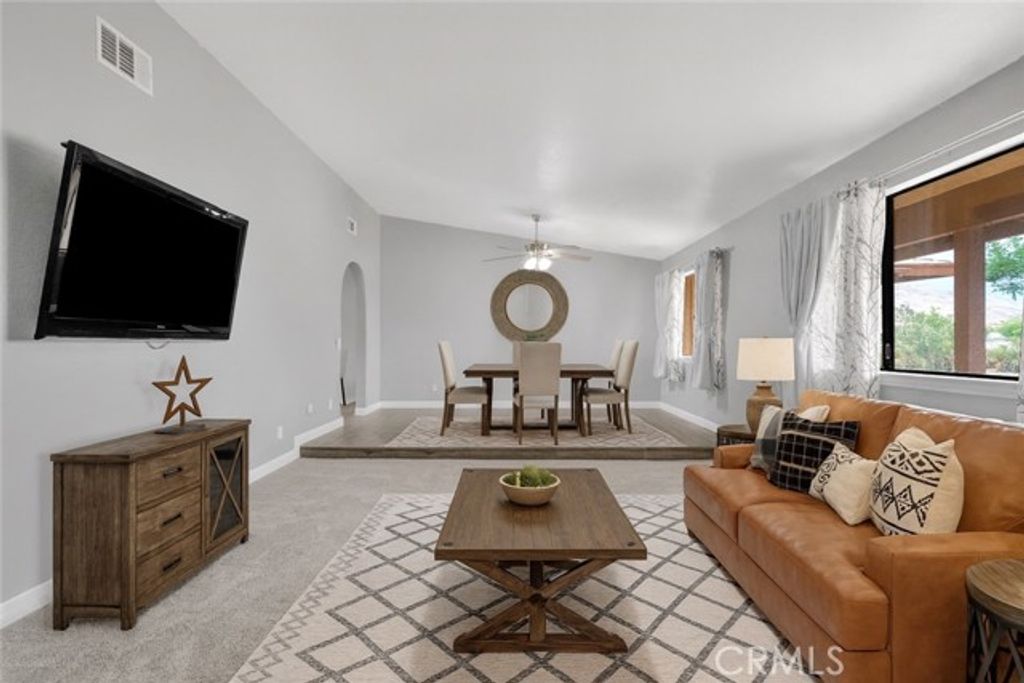 21978 Mojave Street, Apple Valley, CA 92308