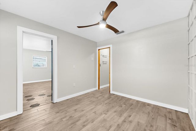 904 66TH AVENUE W, Bradenton, FL 34207