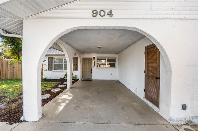 904 66TH AVENUE W, Bradenton, FL 34207